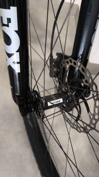 Megamo Track R10 - Carbono - AXS - 100mm  Talla M