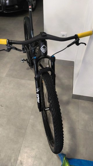 Megamo Track R10 - Carbono - AXS - 100mm  Talla M