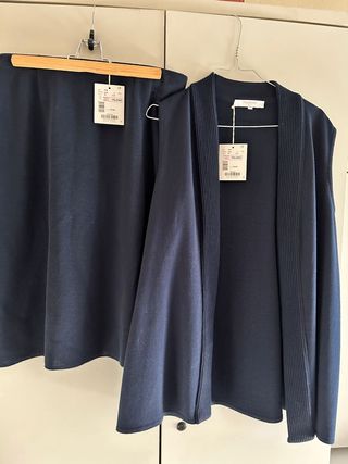 Traje falda y chaleco Naulover - Talla 6