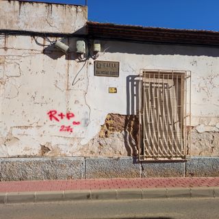 Casa vieja para derrumbe