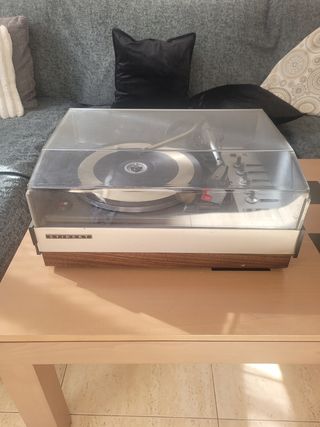Giradischi Garrard amplificato vintage