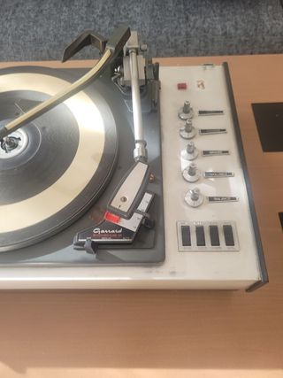 Giradischi Garrard amplificato vintage