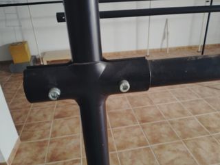 Barras de hierro , alta 4,50 corta 3 y agarre 1 €