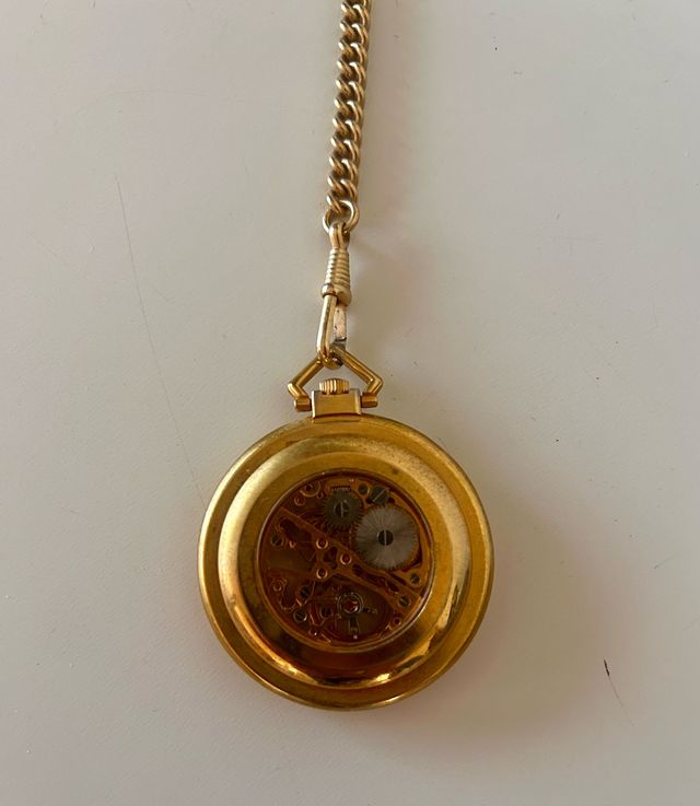 reloj de bolsillo//cuerda