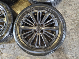 Llantas de 16 pulgadas Peugeot 208 del 2017, y_249