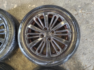 Llantas de 16 pulgadas Peugeot 208 del 2017, y_249