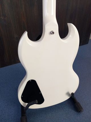 Guitarra tipo Gibson sg de luthier