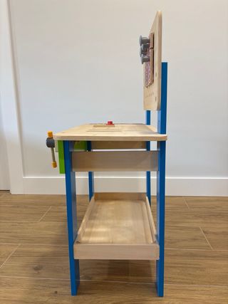 Banco herramientas Hape infantil