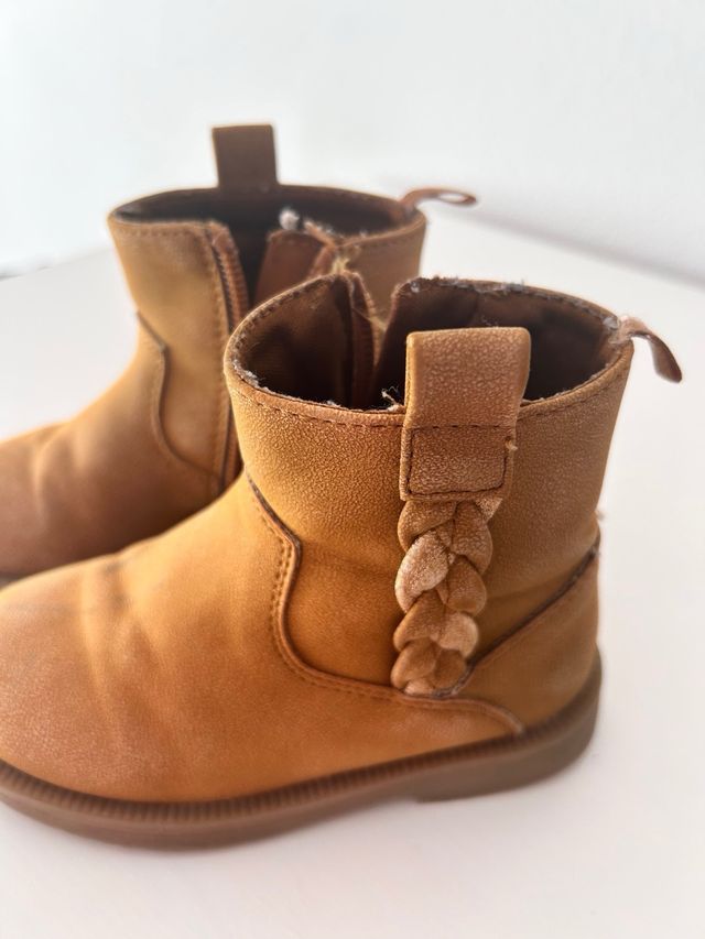 Botines niña marrón -talla 18