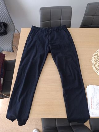 Pantalón chino negro elástico