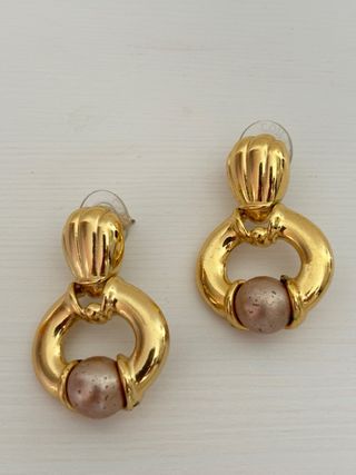 Pendientes Zara  3,5x2,5cm dorados perla rosa