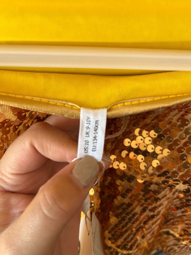 Vestido lentejuelas dorado niña