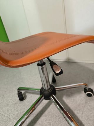 Silla escritorio naranja - piel sintética