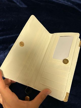 Monedero Guess beige - Marrón