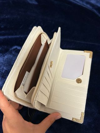 Monedero Guess beige - Marrón