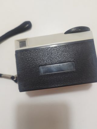 Kodak Instamatic 25 Cámara. Sin carrete