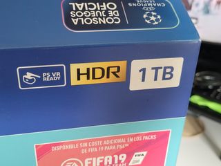 PS4 (PlayStation 4) 1TB -
