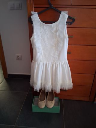 Vestido y zapatos niña  para boda o comunion
