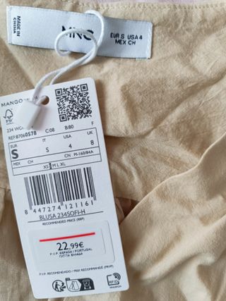 Blusa Mango de algodón detalles fruncidos.