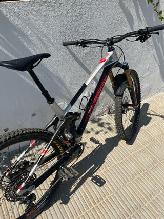 Mondraker Superfoxy RR Carbon talla L