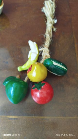 ADORNOS FRUTAS CERÁMICA