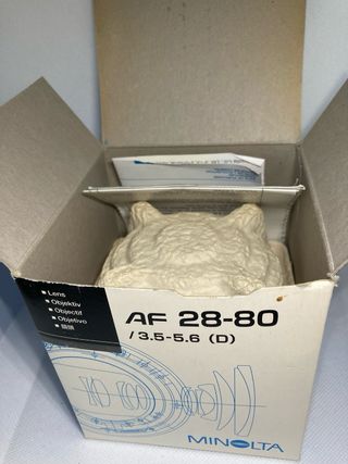 Minolta AF 28/80mm f 3.5/5.6 D + scatola