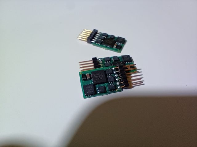 Decoder 6 Pines DH escala N