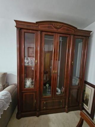 Mueble salón clásico madera