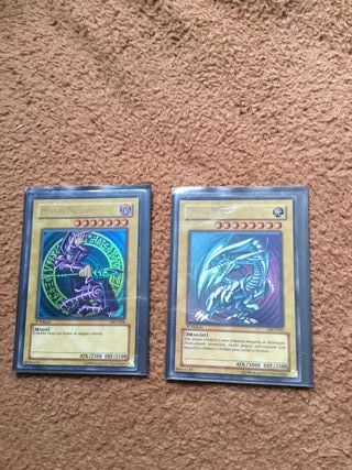 2 Cartas yu-gi-oh holográficas primera edición