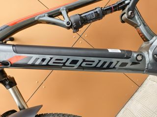 Bicicleta eléctrica MEGAMO RIDON FS