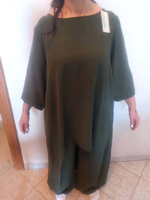Completo pantalone donna verde oliva