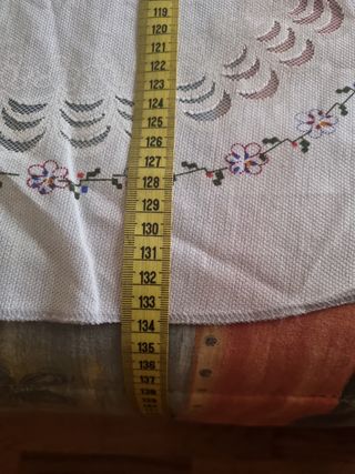 Mantel Redondo - Flores - Vintage