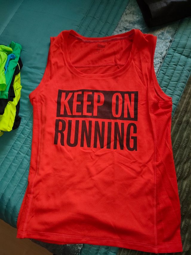 Ropa de deporte  camisetas técnicas