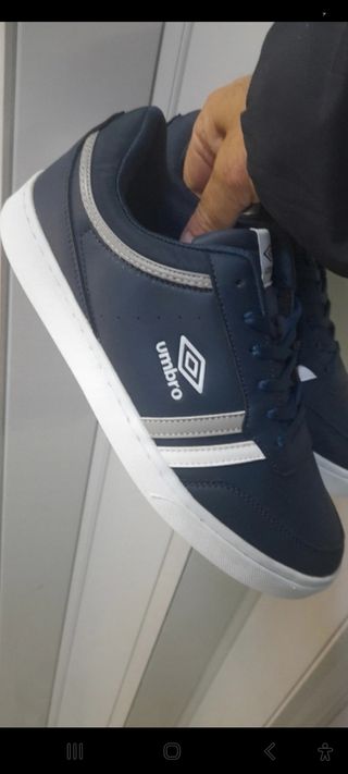 Sneakers Sportive pelle Umbro N42