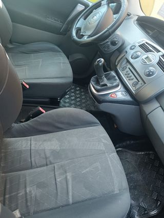 Renault esceni  1996