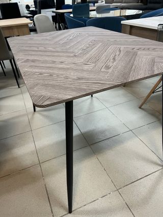 Mesa Comedor Gris - Estilo Moderno