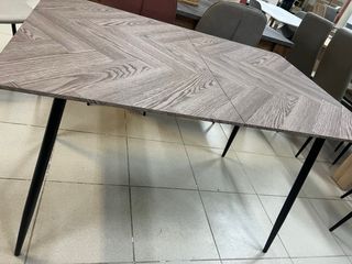 Mesa Comedor Gris - Estilo Moderno