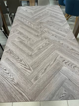 Mesa Comedor Gris - Estilo Moderno