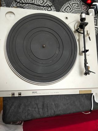 Tocadiscos AKAI AP-Q103 - Vintage