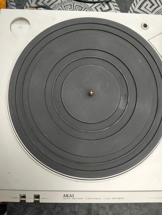 Tocadiscos AKAI AP-Q103 - Vintage