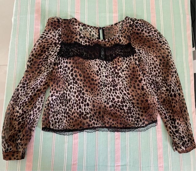 River Island blusa