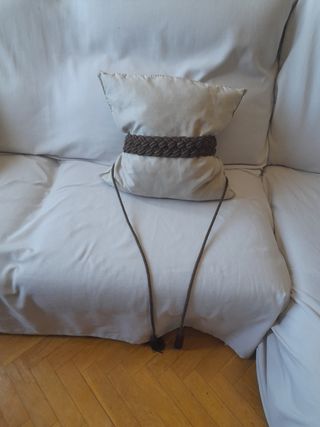 Cinturón marrón trenzado