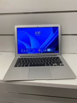 MacBook Air i5 8gb ram 128gb ssd con grafica W11