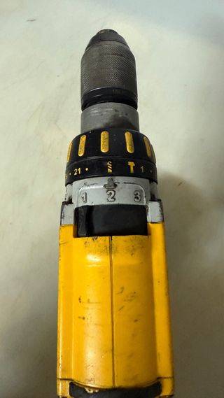 Taladro Dewalt DC925 18V