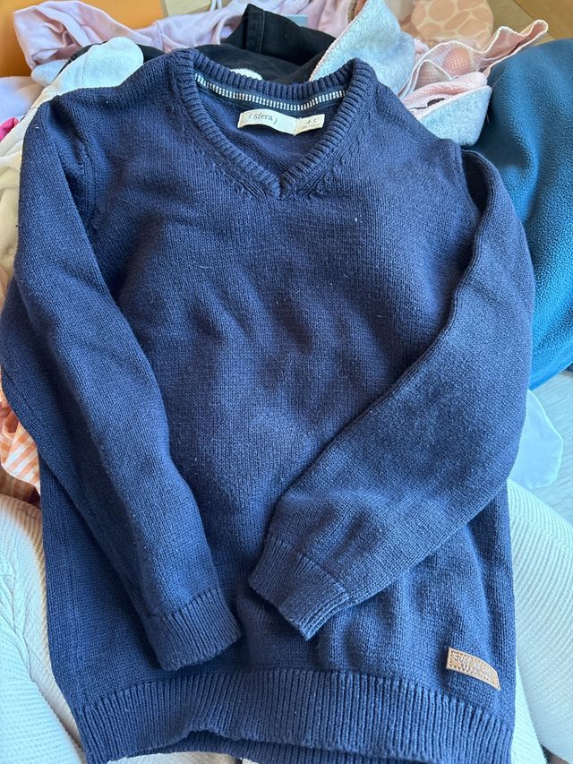 Jersey colegial talla 4 y 5 años