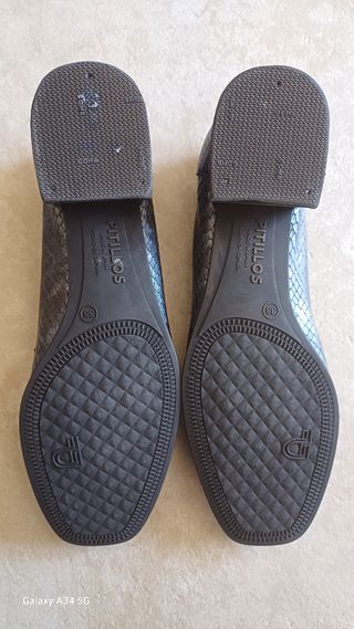 PITILLOS.Zapatos señora. T.38.
