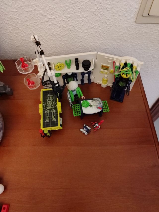 Playmobil Laboratorio Robot