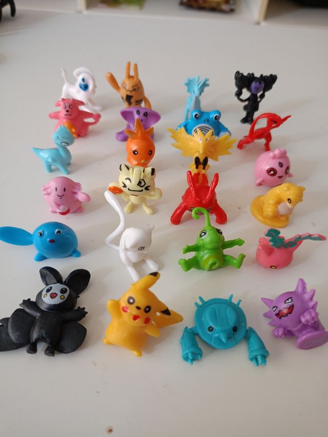 24 figuritas Pokemon, NUEVAS! New!