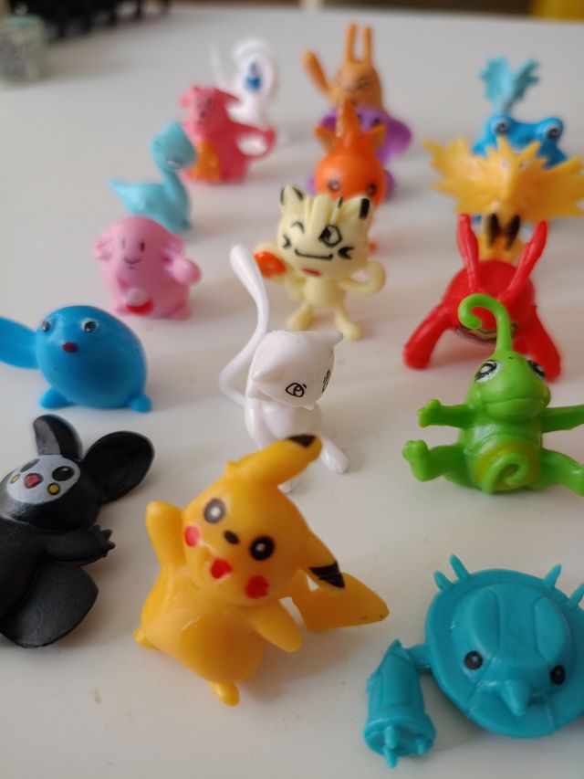24 figuritas Pokemon, NUEVAS! New!