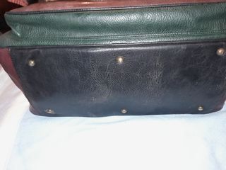 Bolso maleta de cuero.